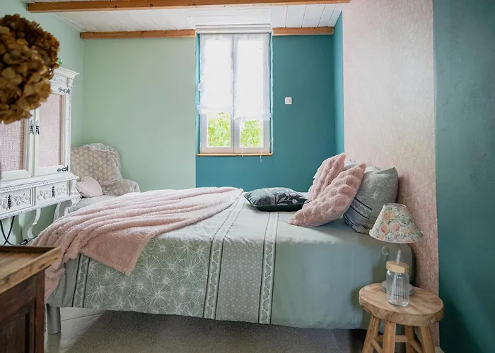 O Vieux Moulin Bed & Breakfast Duras